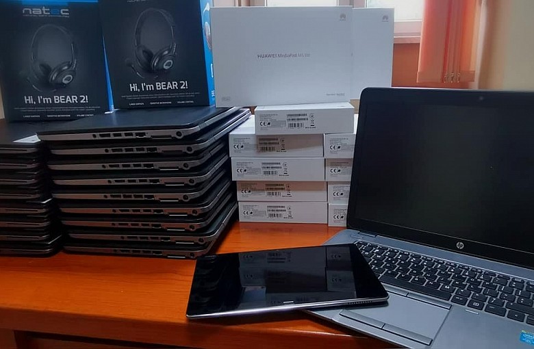Laptopy i tablety dla uczniów