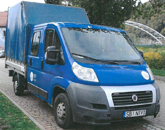 WÓJT GMINY PORĄBKA ogłasza przetarg ustny na zbycie autobusu marki Fiat Ducato 2.2 M-jet Kat. MR`06 E4. 3.5t
